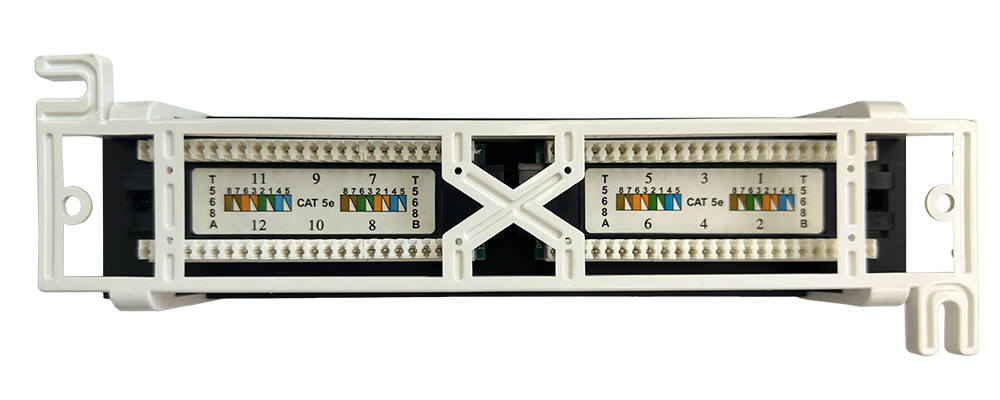 Патч-Панель 10" X-line, 12 гнезд RJ-45, CAT5e, настенная, неэкранированная, черная